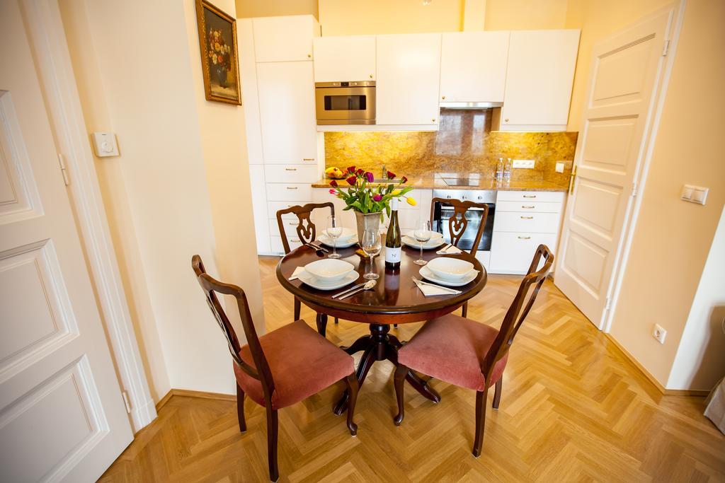 Schieszl Apartments 2 Budapeşte Dış mekan fotoğraf