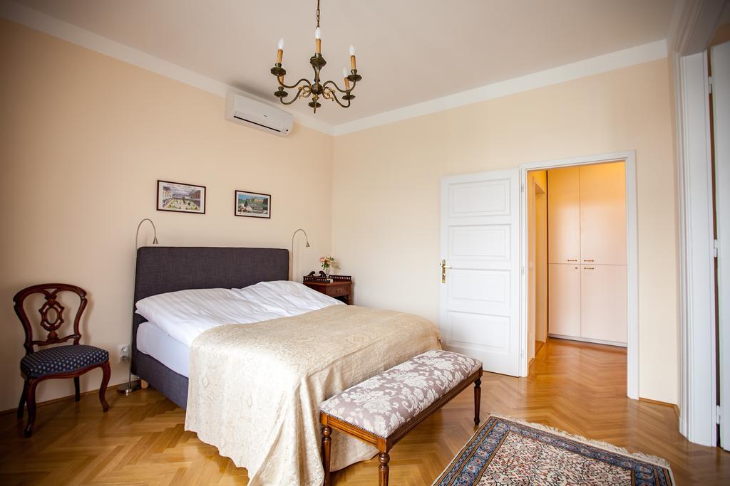 Schieszl Apartments 2 Budapeşte Dış mekan fotoğraf